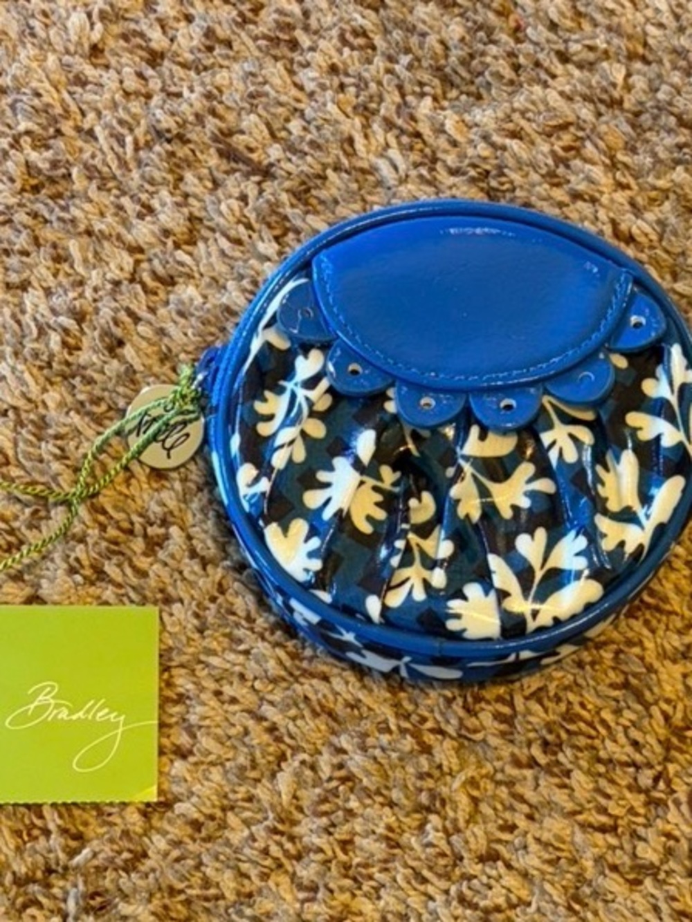 Vera Bradley Floral Coin Purse in retired “Blue Lagoon” print BNWT!